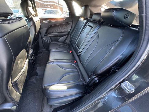 Used 2017 Lincoln MKC Reserve AWD/4WD image 19