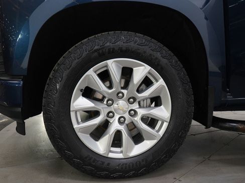 Used 2020 Chevrolet Silverado 1500 Custom w/ Custom Value Package image 28