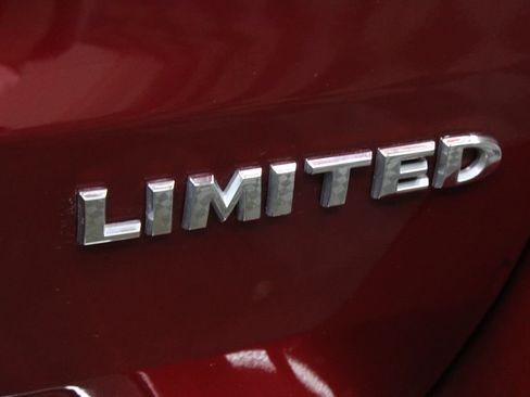 Used 2015 Jeep Grand Cherokee Limited w/ Trailer Tow Group IV AWD/4WD image 47