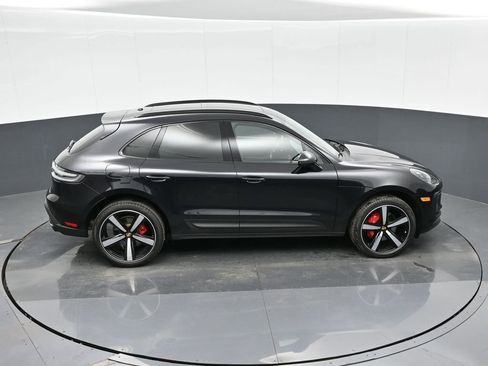 Certified 2024 Porsche Macan S w/ Premium Plus Package image 26
