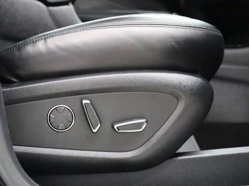 Used 2019 Lincoln MKC Reserve w/ MKC Technology Package FWD image 31