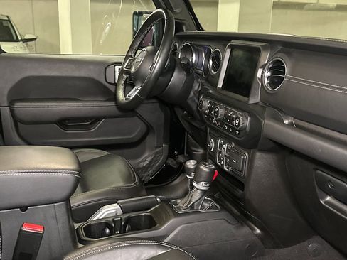 Used 2021 Jeep Wrangler Unlimited Sahara w/ Cold Weather Group image 12