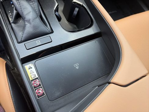 Used 2023 Lexus ES 350 w/ Premium Package FWD image 28