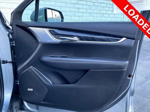 Used 2025 Cadillac XT6 Premium Luxury image 23