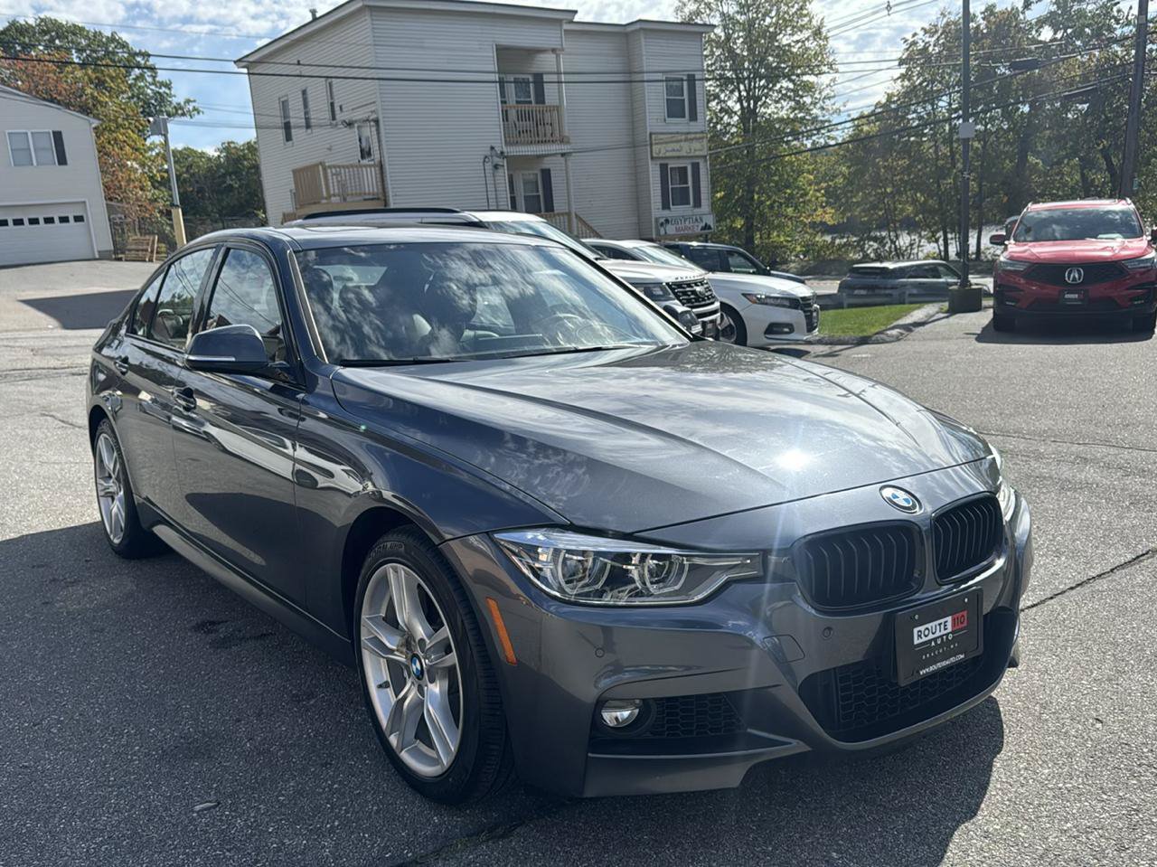 Used 2017 BMW 340i xDrive Sedan AWD/4WD image 5