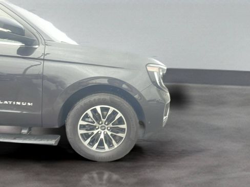 Certified 2025 Ford Expedition Platinum AWD/4WD image 22