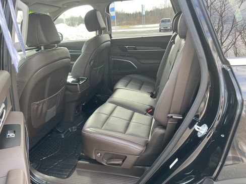 Used 2021 Kia Telluride SX image 21