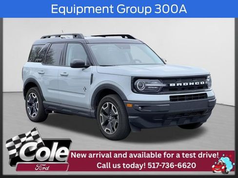 Certified 2022 Ford Bronco Sport Outer Banks w/ Tech Package AWD/4WD image 1