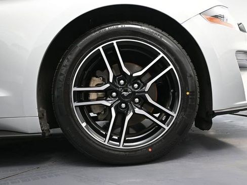 Used 2018 Ford Mustang Premium w/ Equipment Group 201A image 15