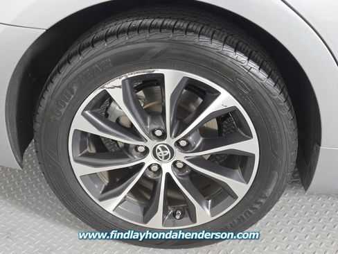 Used 2016 Toyota Avalon XLE w/ Protection Package image 11