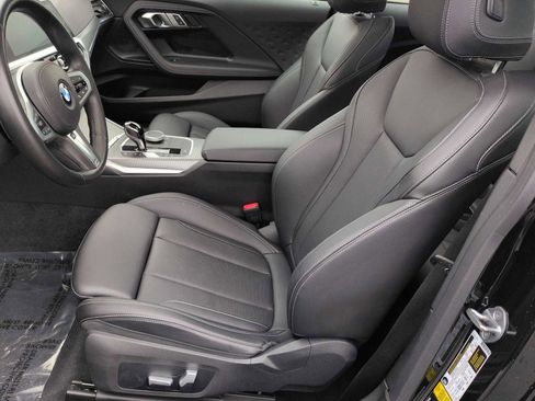 Used 2022 BMW 230i Coupe w/ Premium Package image 17