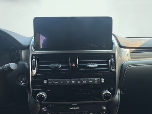 Used 2023 Lexus GX 460 Premium w/ Premium Package AWD/4WD image 14