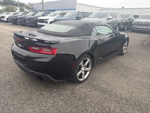 Used 2017 Chevrolet Camaro SS RWD image 3