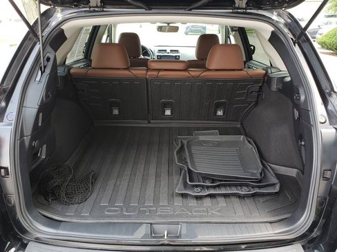 Used 2019 Subaru Outback 2.5i Touring w/ Popular Package #3A AWD/4WD image 15