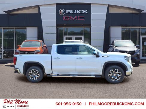 Certified 2026 GMC Sierra 1500 SLT w/ SLT Premium Package AWD/4WD image 1