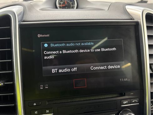 Used 2018 Porsche Cayenne image 45