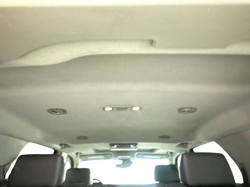 Used 2015 Chevrolet Tahoe LT RWD image 76