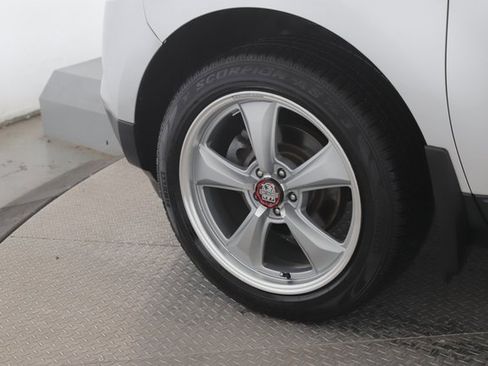 Used 2010 Ford Edge Limited image 13