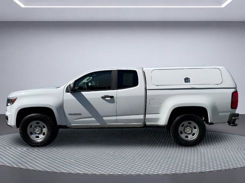 Used 2018 Chevrolet Colorado W/T RWD image 3