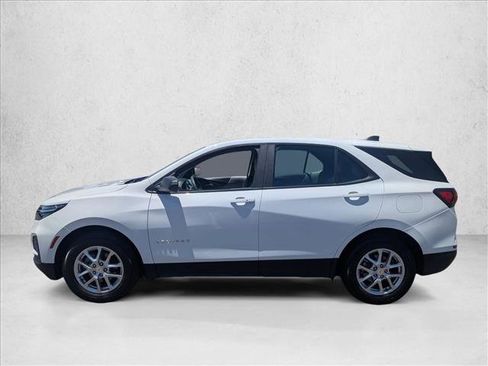 Used 2023 Chevrolet Equinox LS FWD image 8