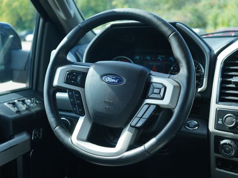 Used 2019 Ford F150 Lariat AWD/4WD image 13