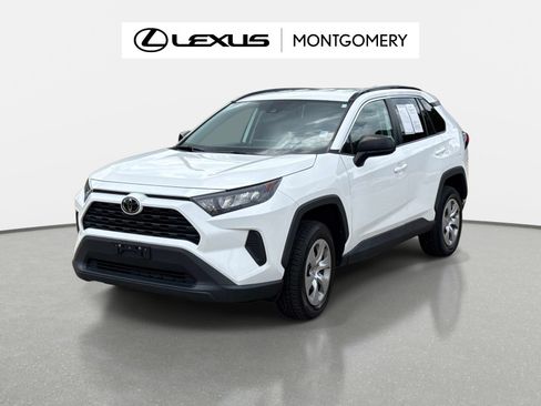 Used 2021 Toyota RAV4 LE FWD image 7