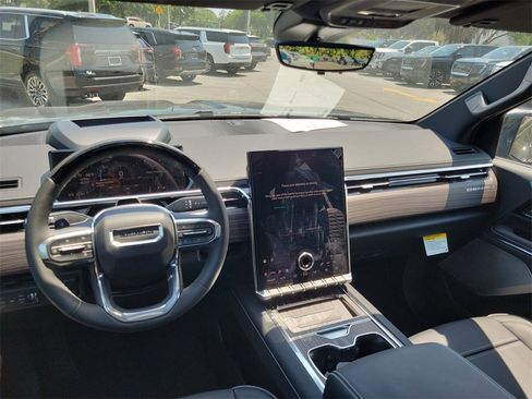 New 2025 GMC Sierra EV Denali image 28