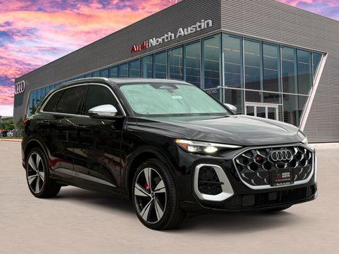 New 2026 Audi SQ5 Prestige AWD/4WD image 5