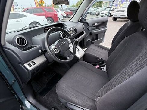 Used 2009 Scion xB FWD image 29