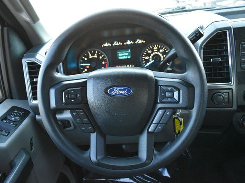 Used 2017 Ford F150 XLT AWD/4WD image 13