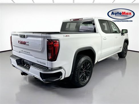 Used 2023 GMC Sierra 1500 Elevation image 2