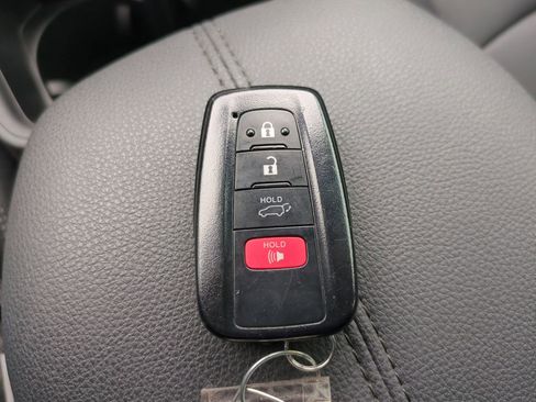 Used 2024 Toyota RAV4 XLE Premium FWD image 37