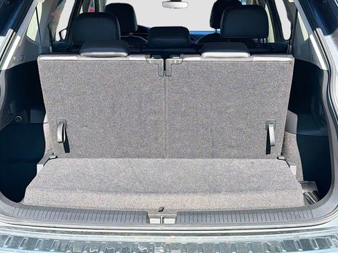 Used 2024 Volkswagen Tiguan Wolfsburg Edition image 12