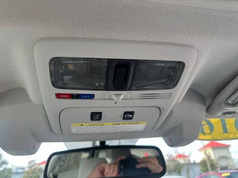 Used 2016 Subaru Forester 2.5i Premium image 32