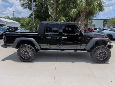 Used 2023 Jeep Gladiator Mojave w/ Cold Weather Group AWD/4WD image 4