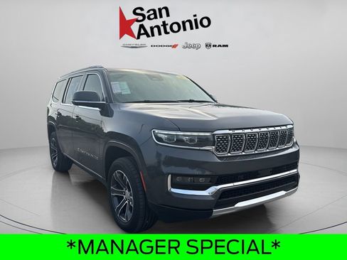 Used 2022 Jeep Grand Wagoneer Series I AWD/4WD image 2