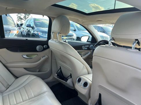 Used 2015 Mercedes-Benz C 300 4MATIC Sedan w/ Multimedia Package image 15