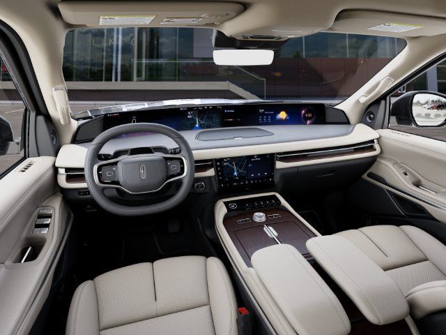 New 2027 Lincoln Navigator Reserve AWD/4WD image 10