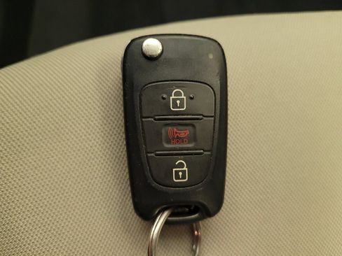 Used 2013 Kia Rio LX w/ PWR Pkg image 32