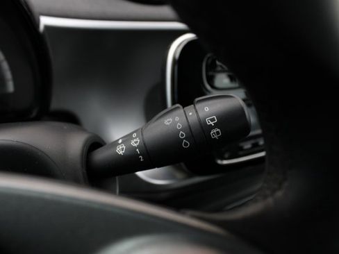 Used 2016 smart fortwo passion image 15