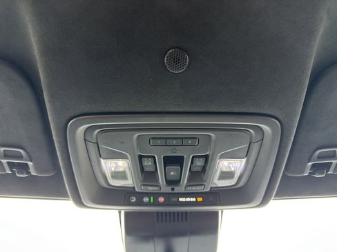 Used 2024 GMC Sierra 3500 Denali Ultimate image 27