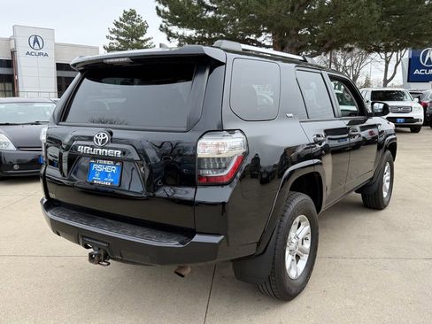 Used 2020 Toyota 4Runner SR5 image 4