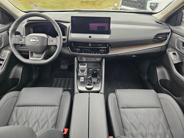 Certified 2026 Nissan Rogue Platinum AWD/4WD image 24