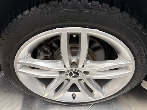Used 2013 Mercedes-Benz C 250 Sedan image 25