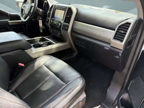Used 2020 Ford F250 Lariat AWD/4WD image 31