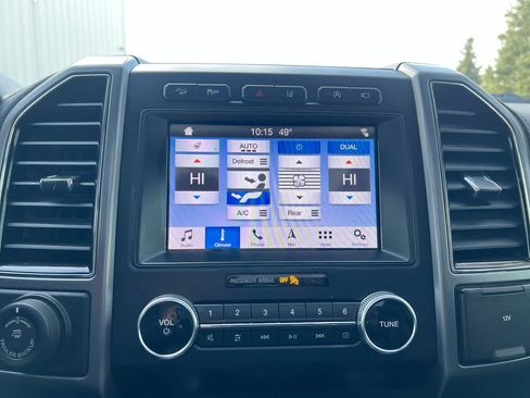 Used 2019 Ford Expedition Max Platinum AWD/4WD image 19
