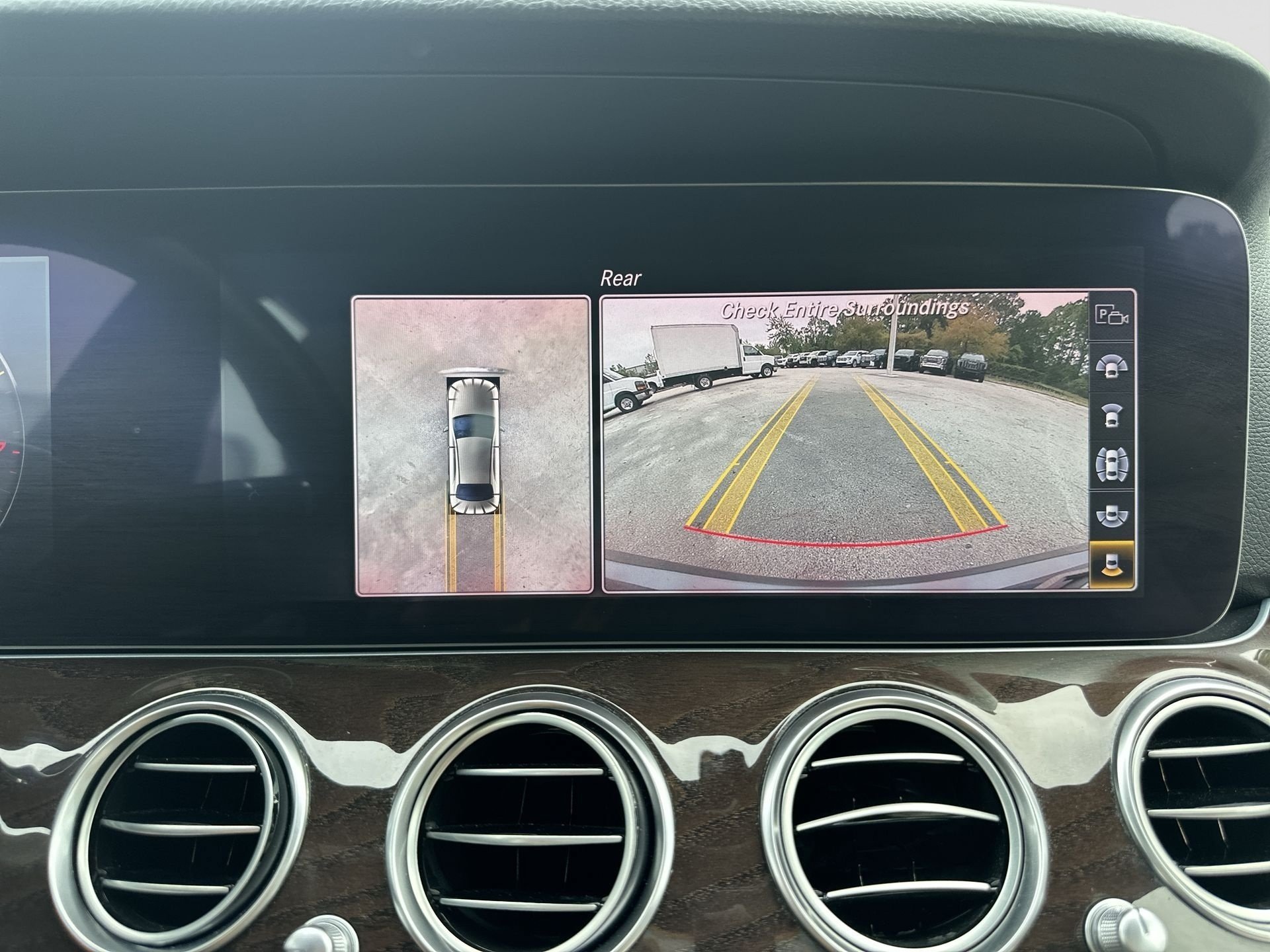 Used 2020 Mercedes-Benz E 350 Sedan image 15