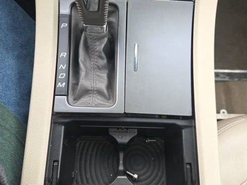 Used 2012 Ford Taurus Limited image 35