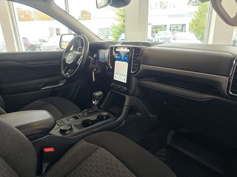 Used 2024 Ford Ranger XLT w/ Technology Package image 40