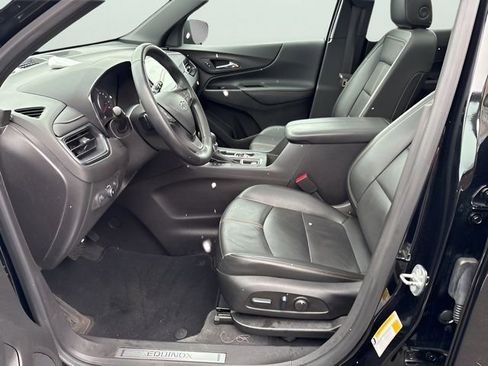 Used 2024 Chevrolet Equinox Premier AWD/4WD image 9